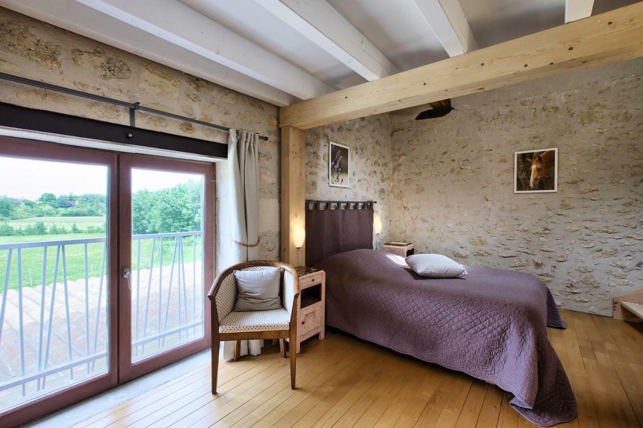 Bed and Breakfast La Grange D'Oustaud Verac Экстерьер фото